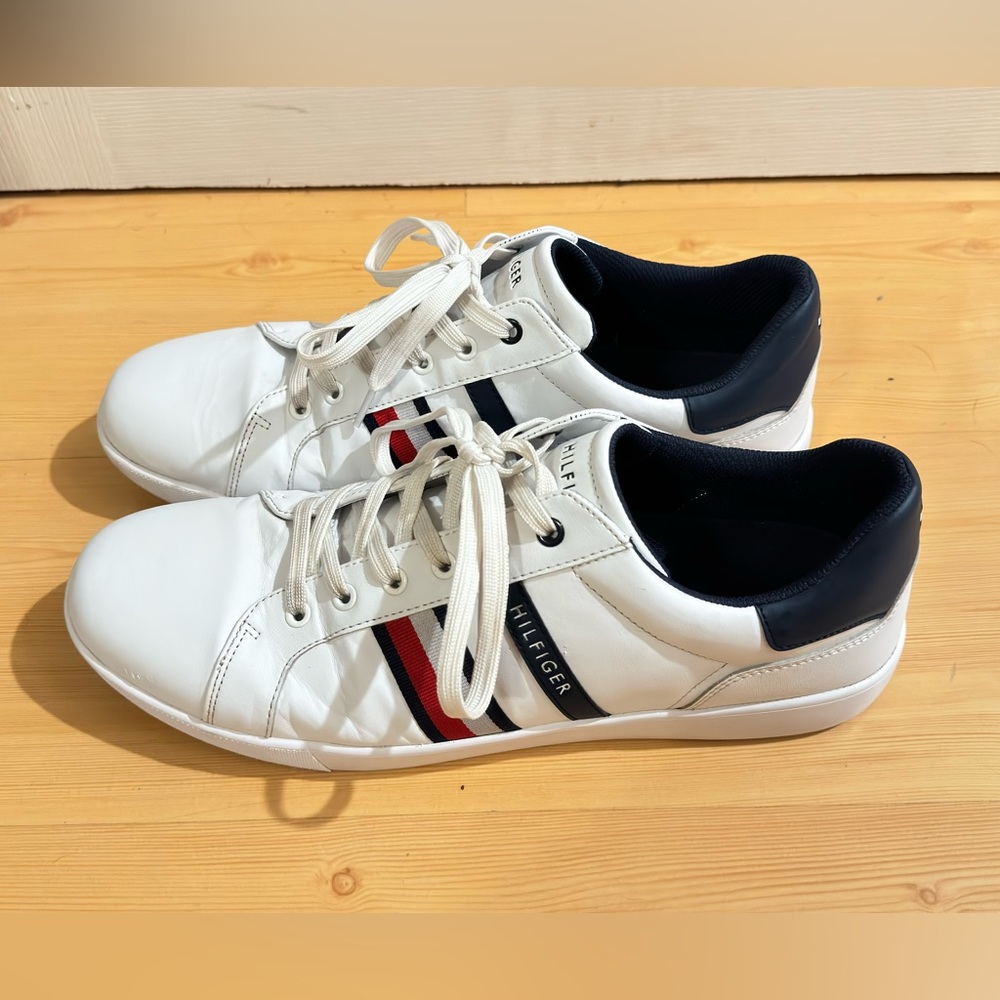 ♻️used) 👟 Tommy Hilfiger 👟 TMTHYME STYLE